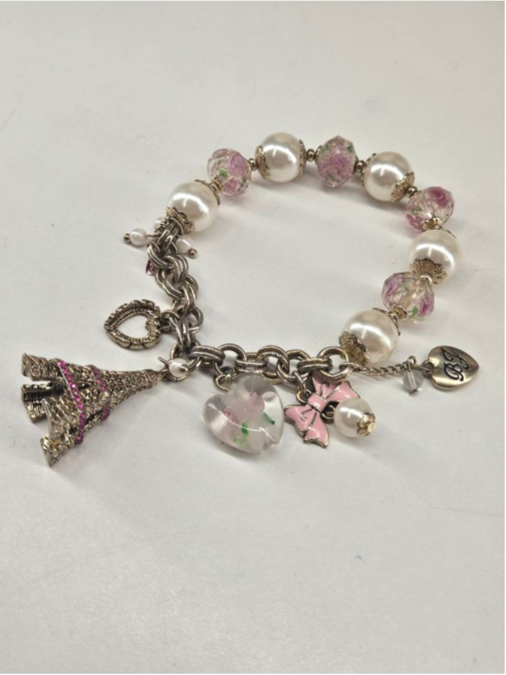 Betsey Johnson Charm Bracelet Goldtone Art Glass Faux Pearl Pink Eiffel Tower